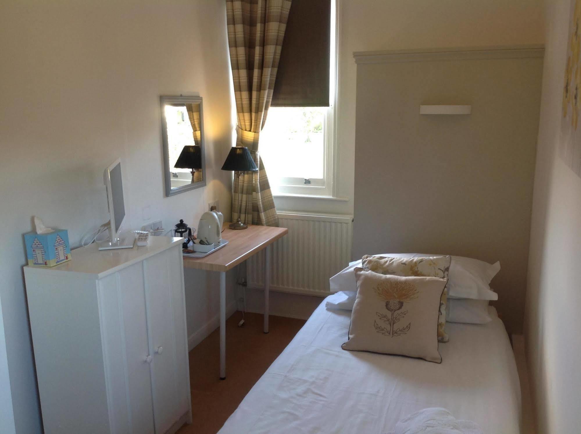 Woodbine City Rooms Exeter Bagian luar foto