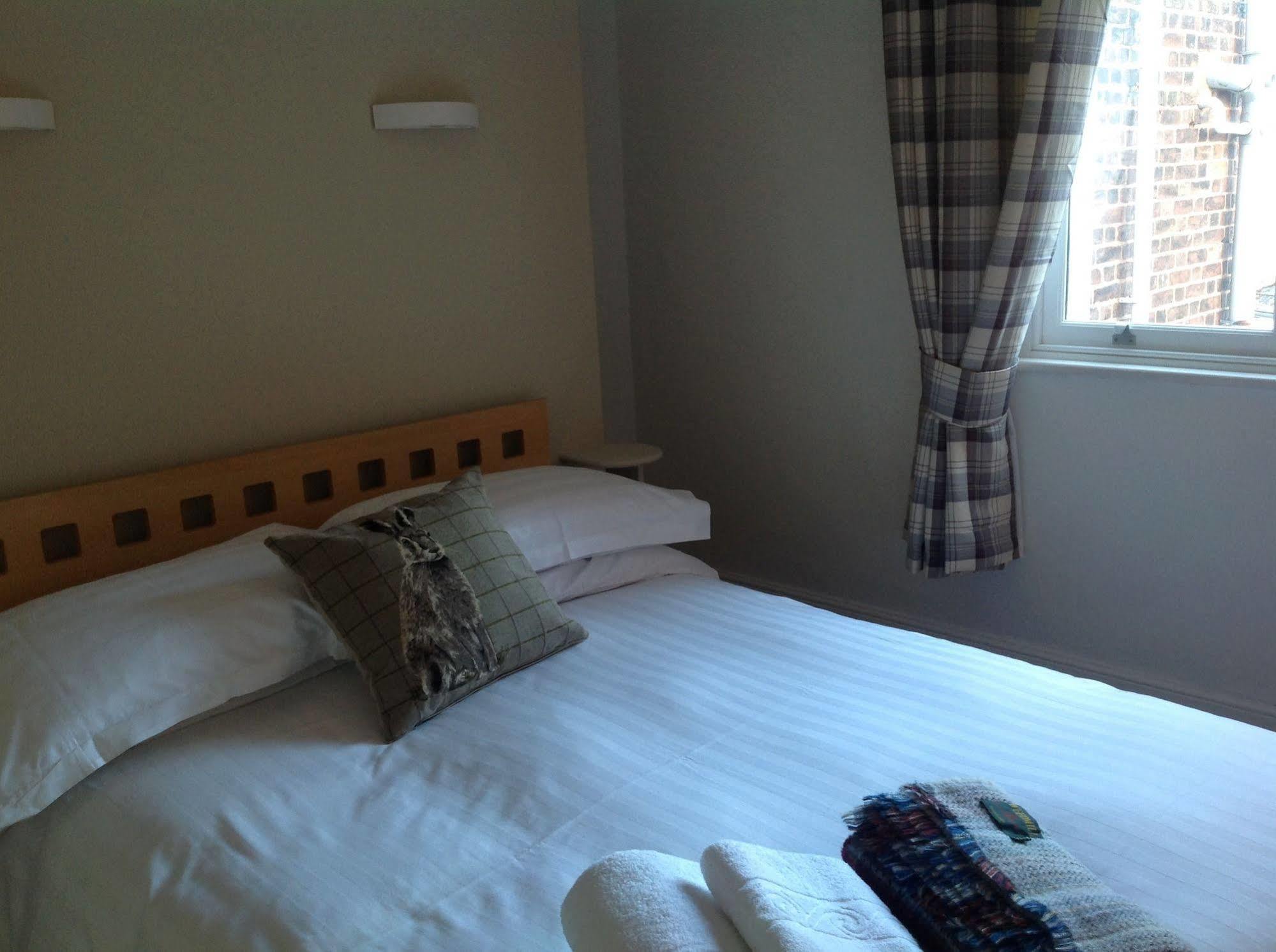 Woodbine City Rooms Exeter Bagian luar foto